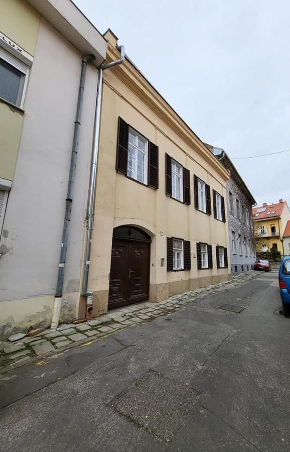 Downtown Romantic Szekesfehervar Ngoại thất bức ảnh